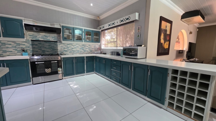 3 Bedroom Property for Sale in Wilkoppies North West